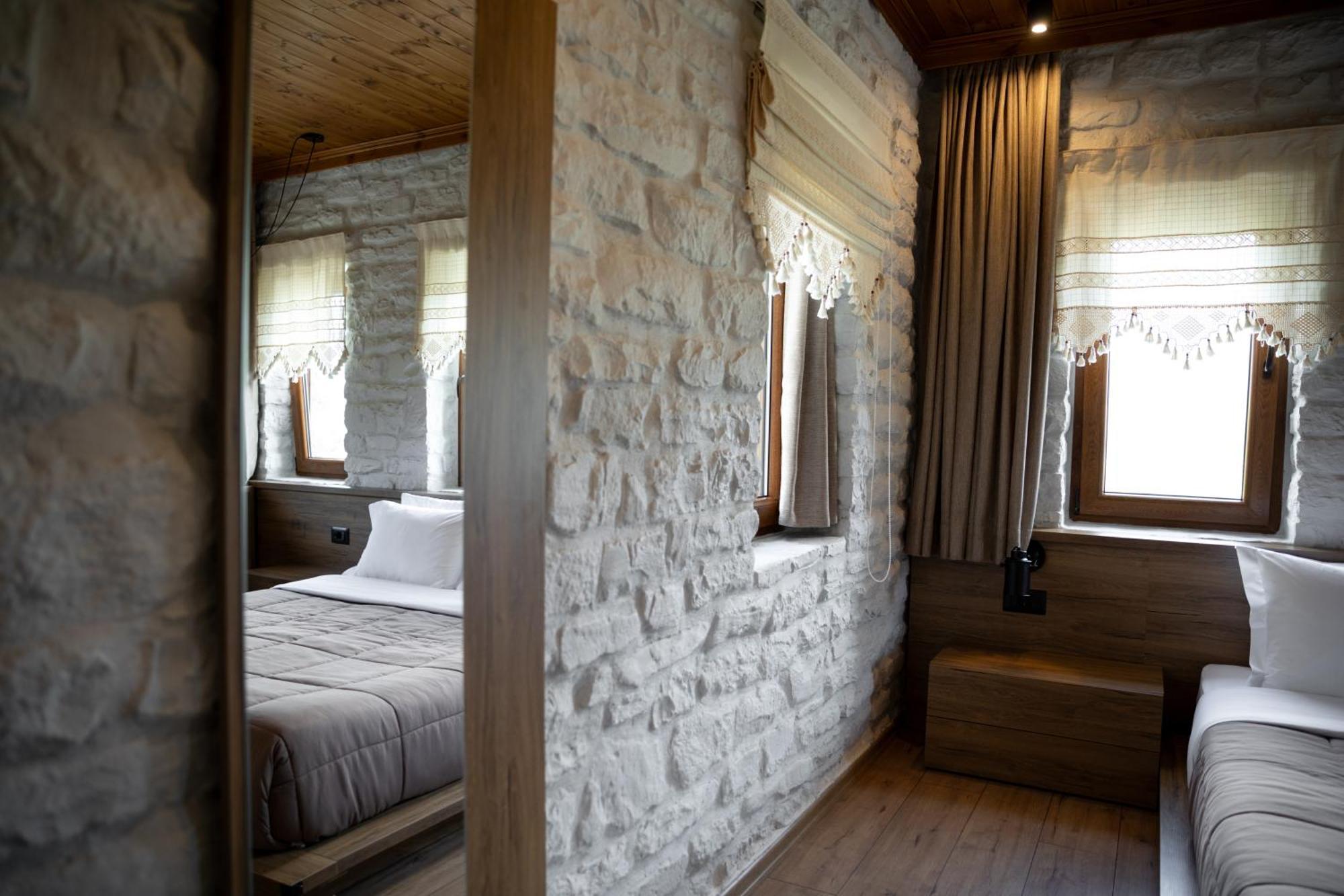 The Stone Sky Hotel Gjirokastër Exterior foto