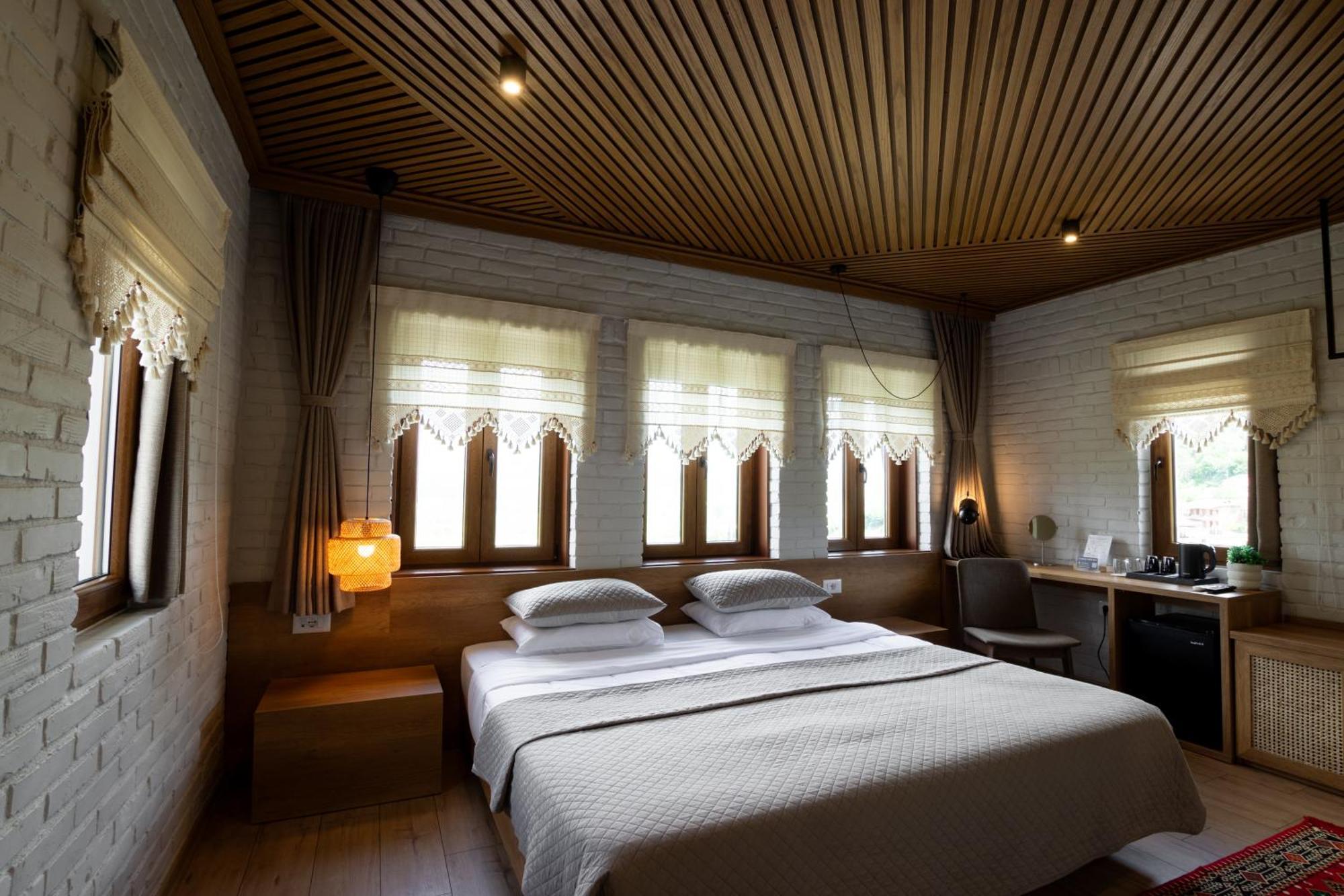 The Stone Sky Hotel Gjirokastër Exterior foto
