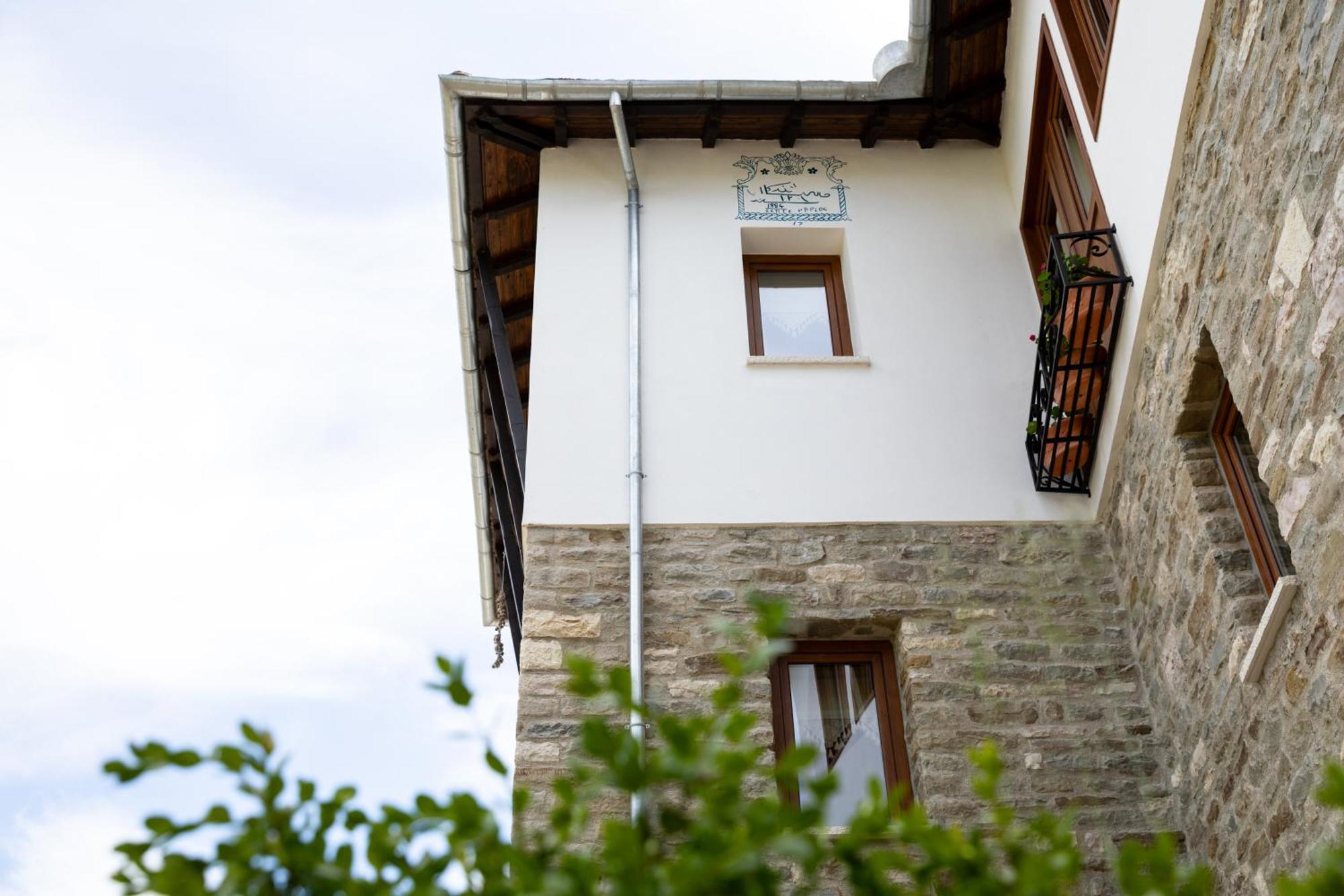 The Stone Sky Hotel Gjirokastër Exterior foto