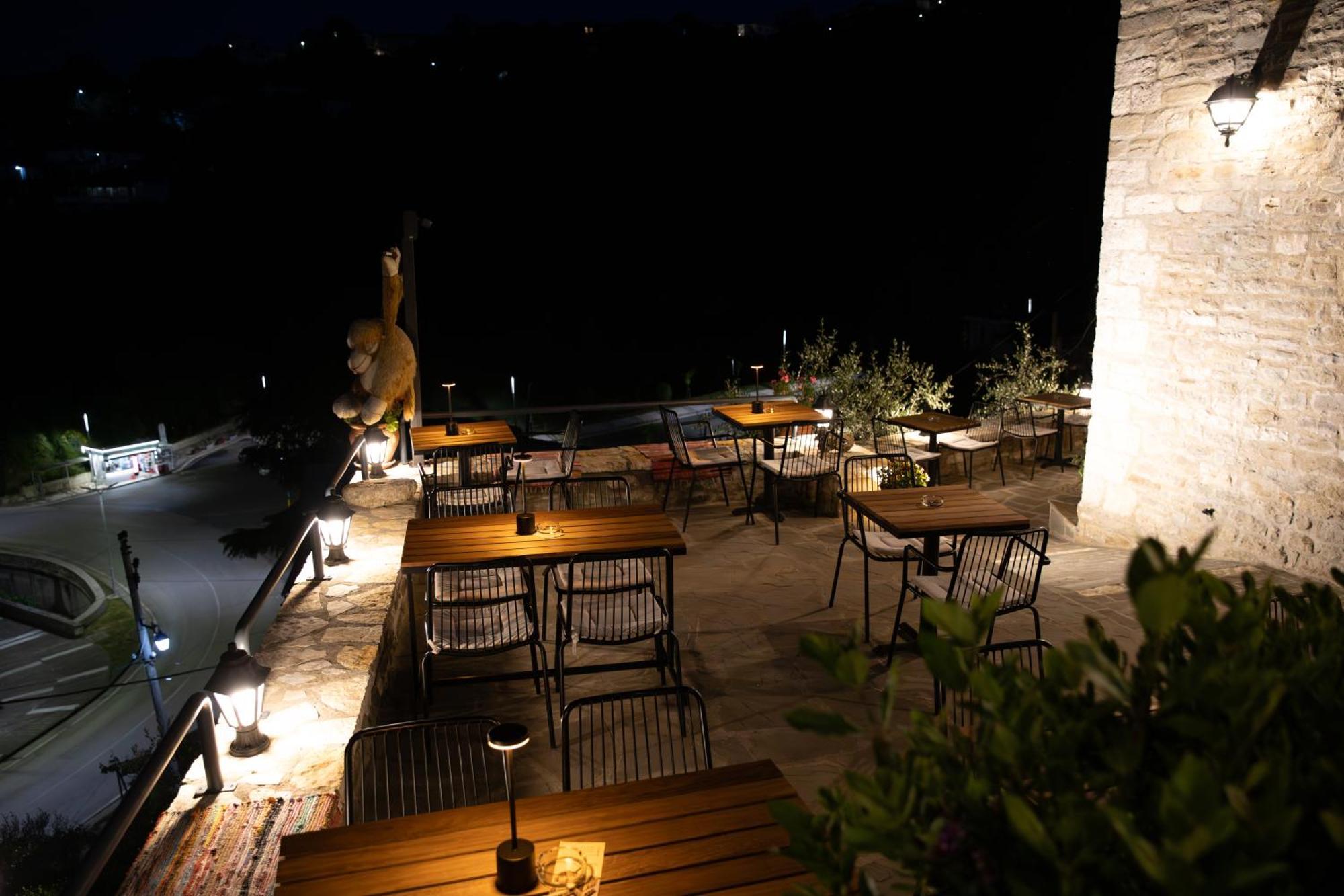 The Stone Sky Hotel Gjirokastër Exterior foto